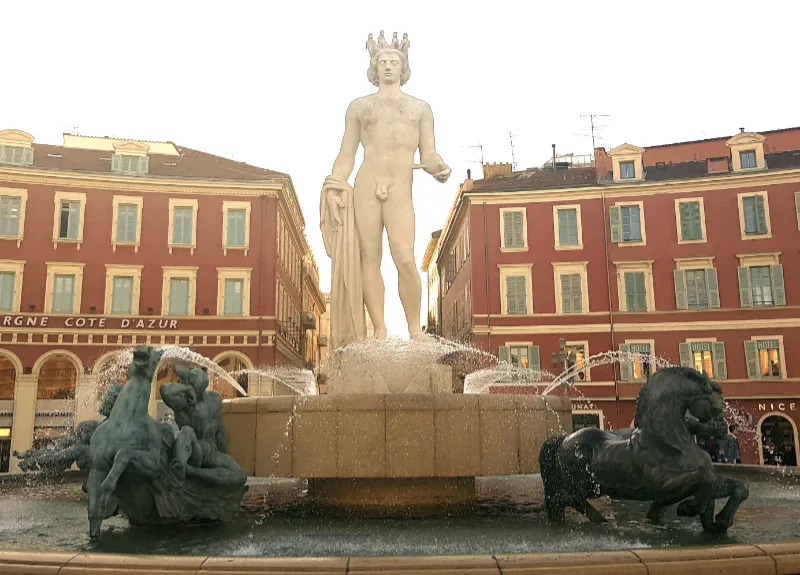 fontaine Apollon, place Masséna ç Nice